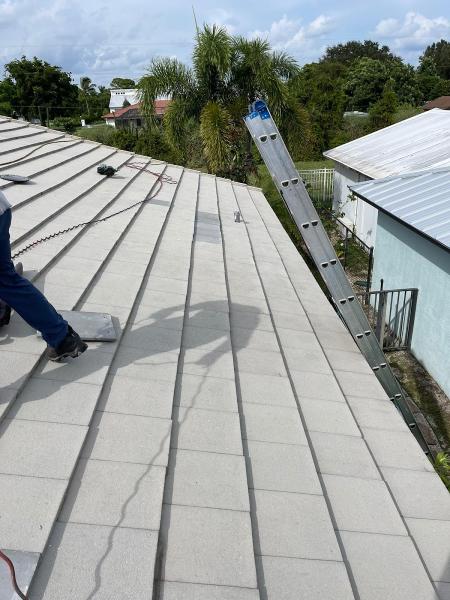 Carlton Roofing LLC