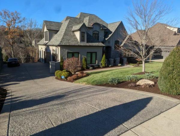 Diamond Lawn Services LLC