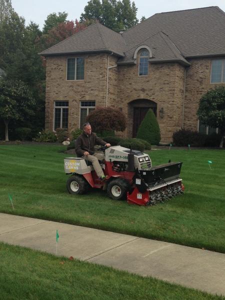 Custom Lawns Inc