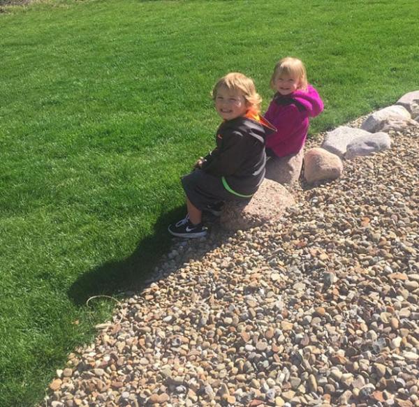 Custom Lawns Inc