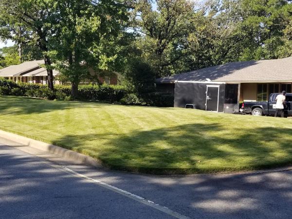Gordon's Complete Lawn Care & Gutter Cleaning