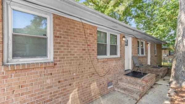 Realtor Cova Collective Realty Team