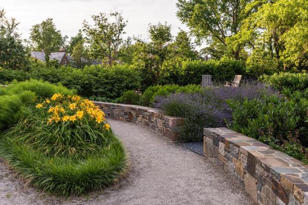 Live Green Landscape Associates