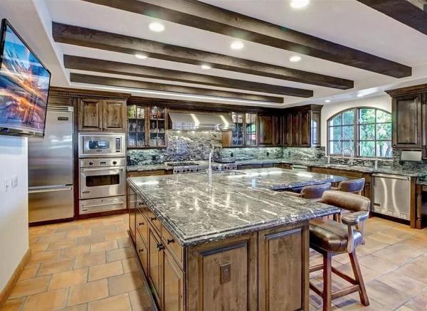 Marble Granite Slabs Countertops Fabrication & Installation