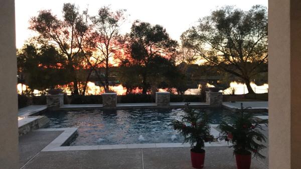 Sun Source Pools