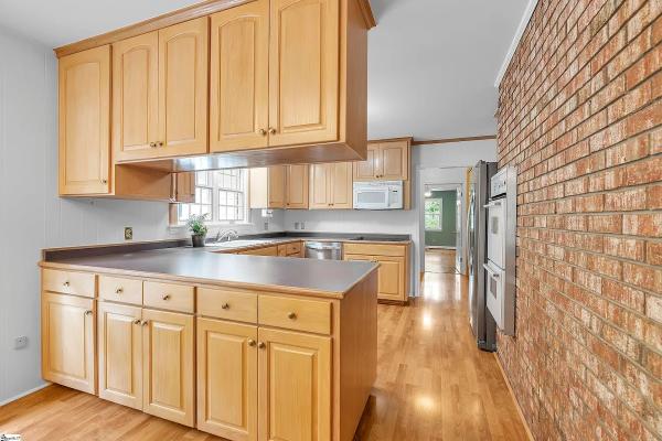 C & E Construction Group