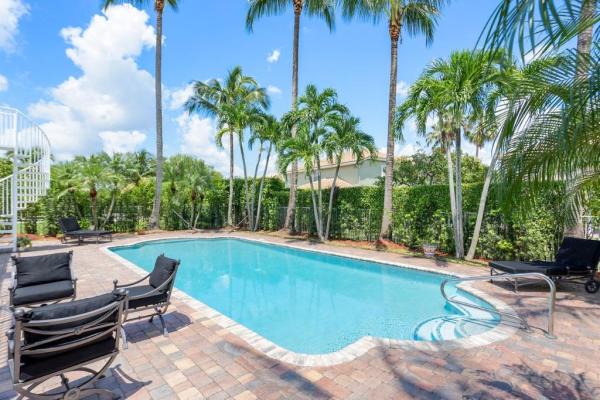 Eagle Pool Service Boca Raton