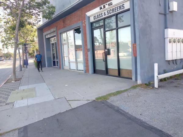Bayside Glass Inc