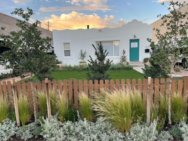 B.gardening Landscape Design