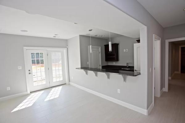 Hand and Hand Handyman Llc