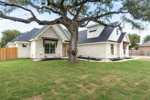Dusek & Powell Custom Builders