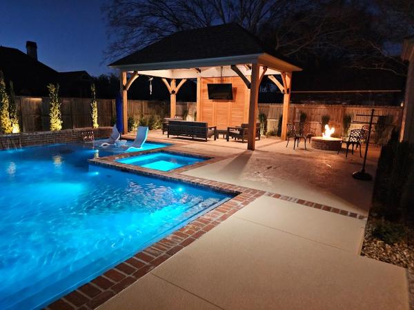 Ewing Aquatech Pools Inc