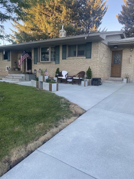 Carlsons Custom Concrete Inc