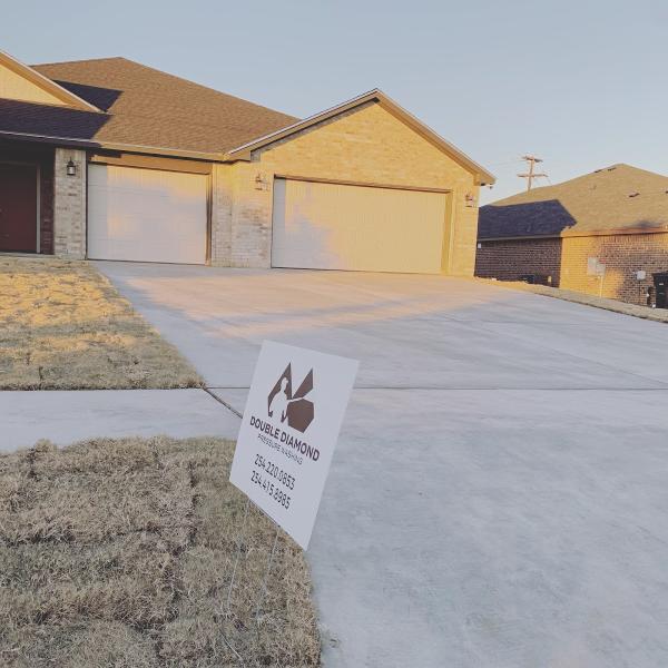 Double Diamond Pressure Washing