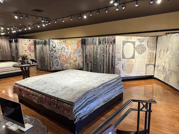 Serapi Rug Gallery