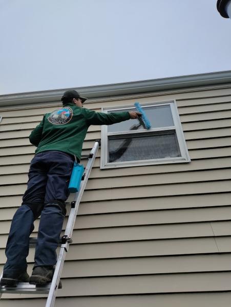 Gibson Roof
