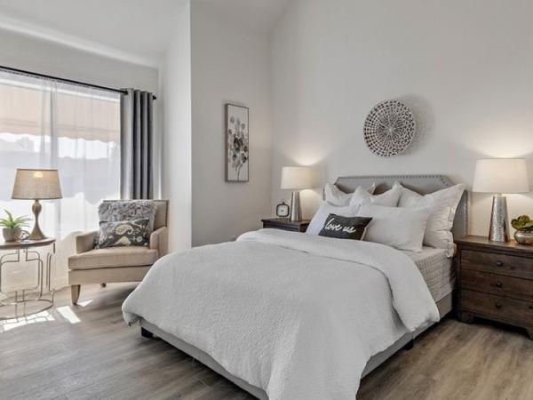 HOM Staging and Design