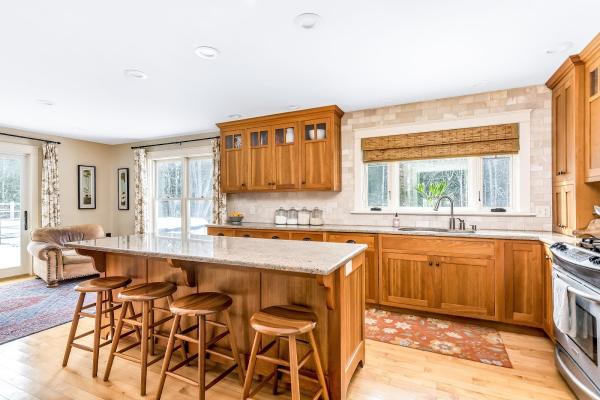 Sarah Harrington Real Estate at Coldwell Banker Hickok & Boardman