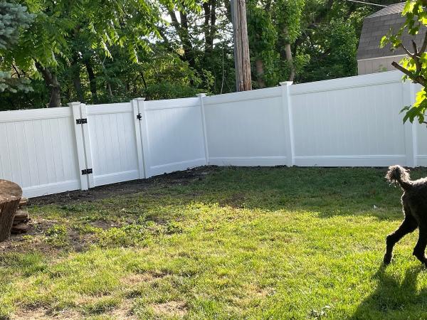 America's Backyard Fencing & Decking