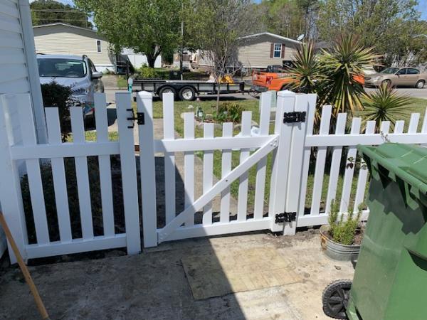 Fence Factory mb