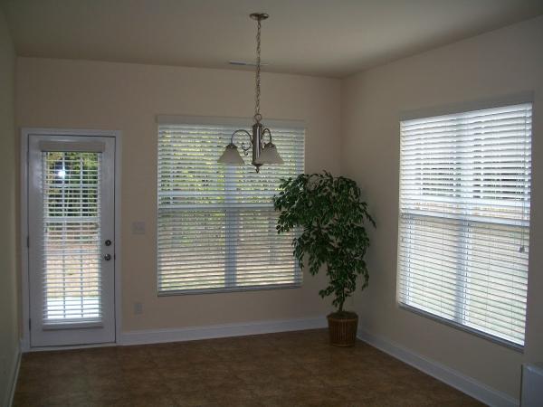 Lakeside Floor Coverings