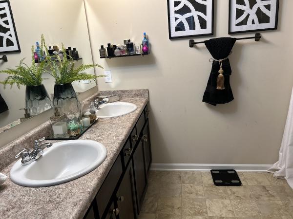 White Roses Cleaning Service
