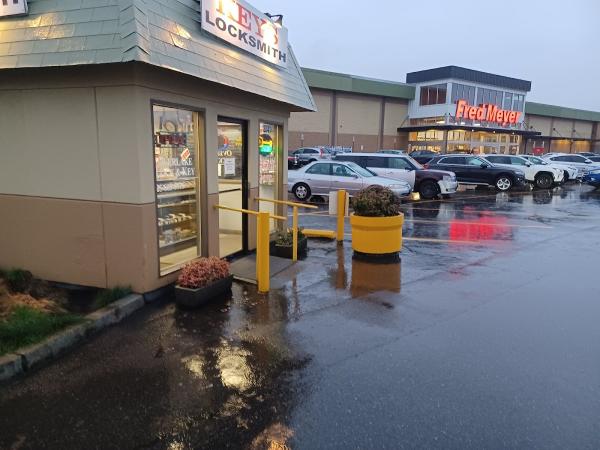 Overlake Lock & Key