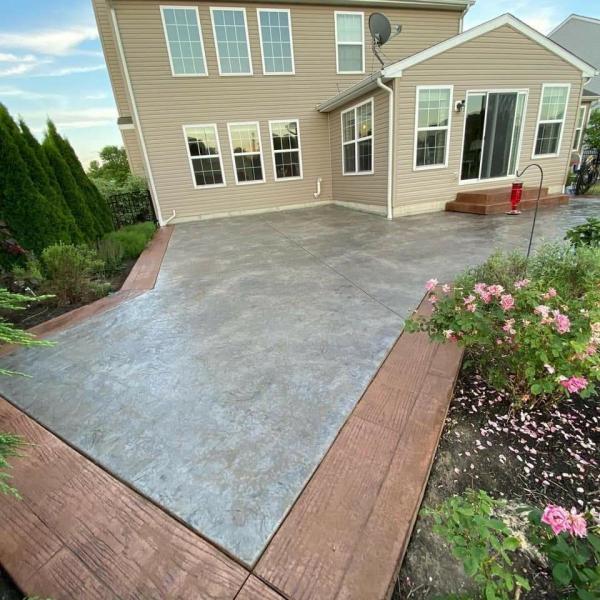 Lakeside Excavating & Concrete LLC