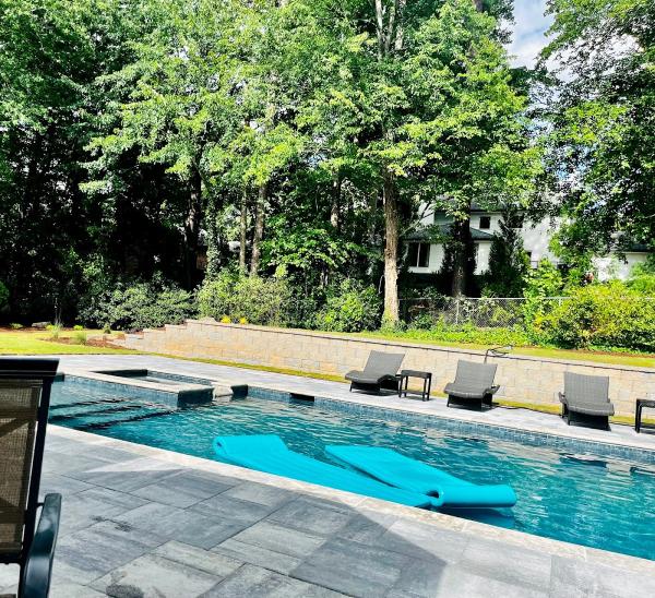 Ocean Blue Pools LLC