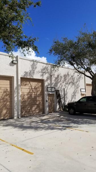 J & S Carpet & Tile
