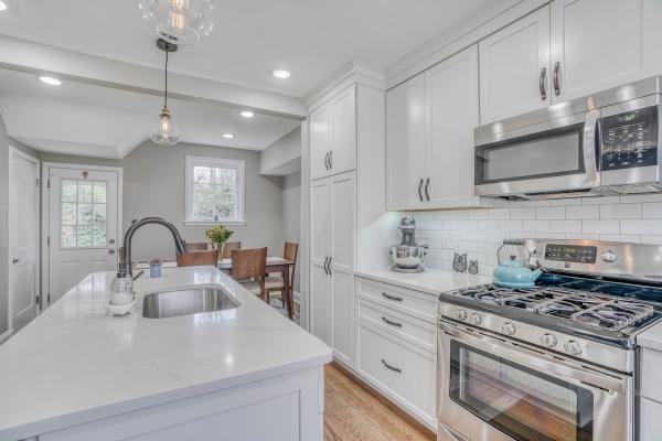 Sunset Kitchens & Baths