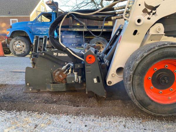 Commonwealth Paving