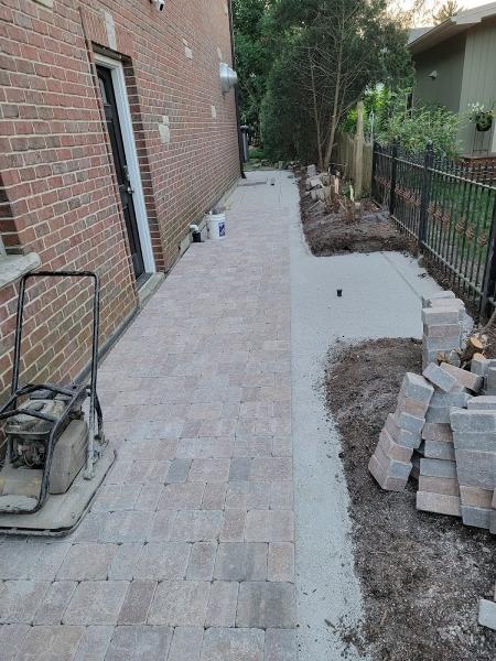 R & G Almanza Landscape Inc