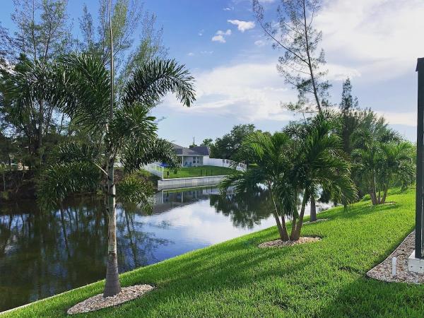 Palm City Nursery & Landscaping
