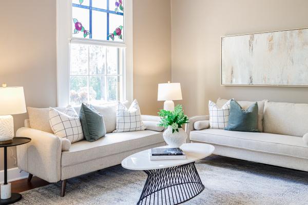 Step By Stage Interiors