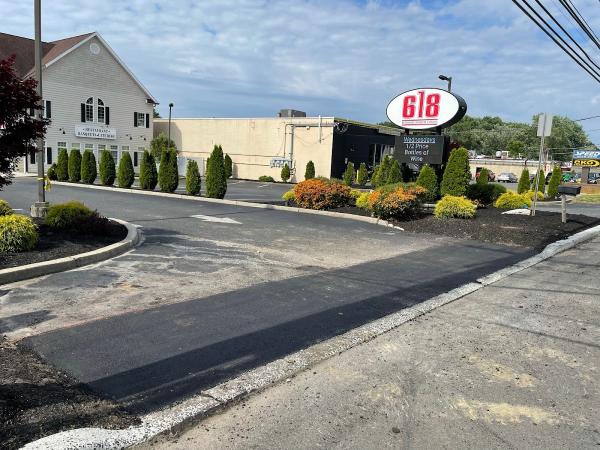Precise Asphalt Maintenance & Sealcoating