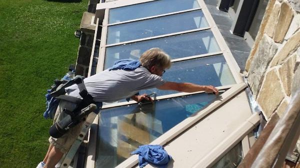 Budget Window Cleaning Service
