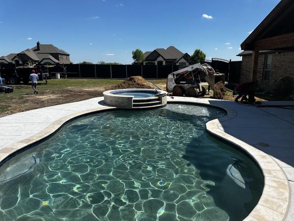 Caporal Pool & Spa