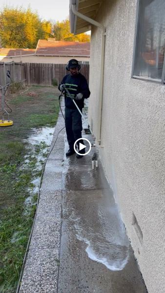 Willy's Hauling  & Pressure Washing/Dumpster PAD Cleaning