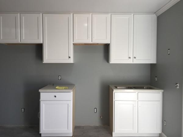 Roberto's Handyman Services