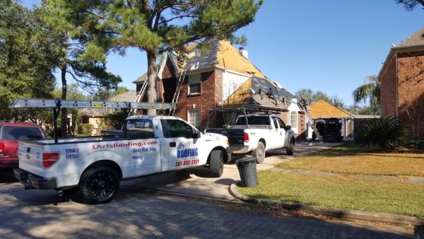 Arts Roofing LLC