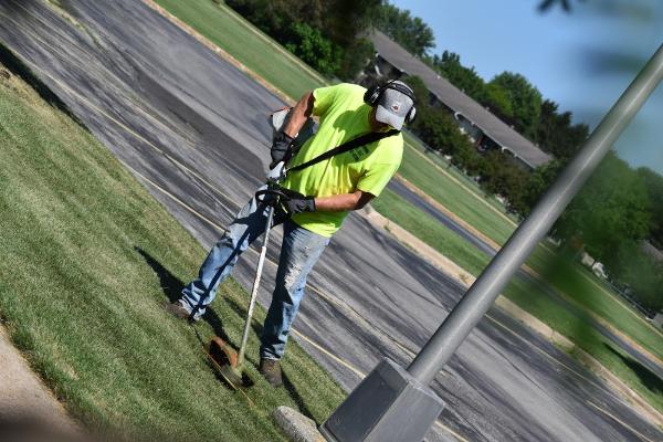 Greg's Lawn Mowing Service