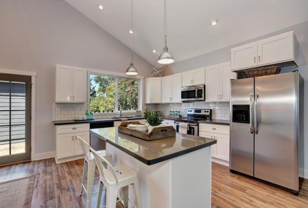 Allura Bath & Kitchen