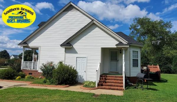 Southern Dreams Pressure and Soft Washing LLC