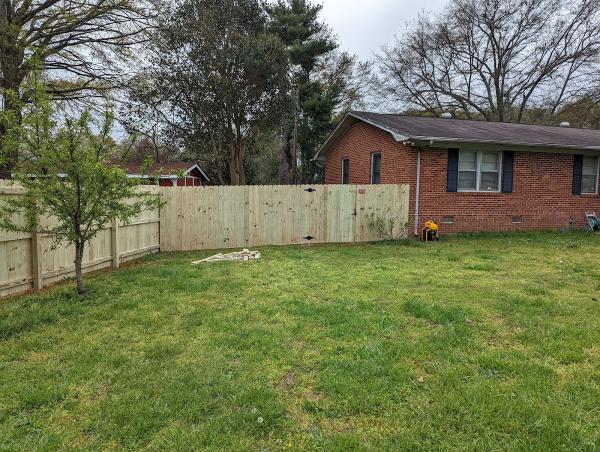 Fence Dr