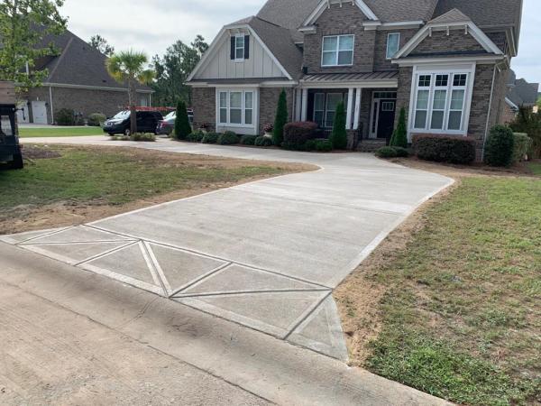 Molina's Concrete Construction Llc.