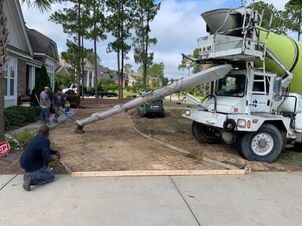 Molina's Concrete Construction Llc.