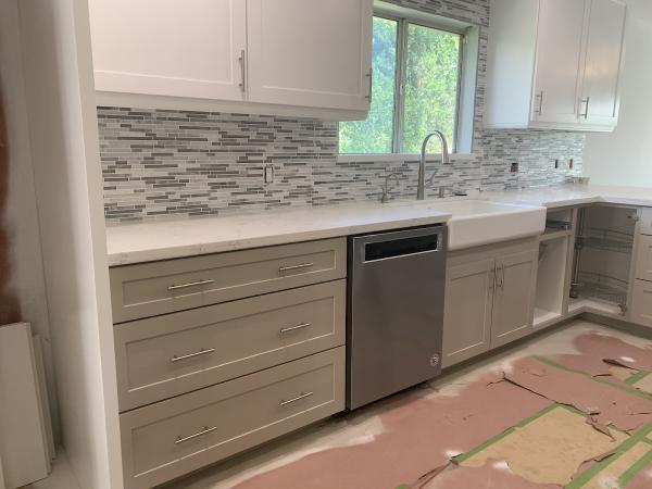 Carpinteria Custom Kitchen Cabinets
