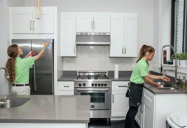 Mess Maid Right NW