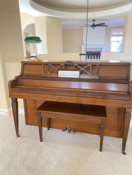 Balladares Piano & Furniture Moving